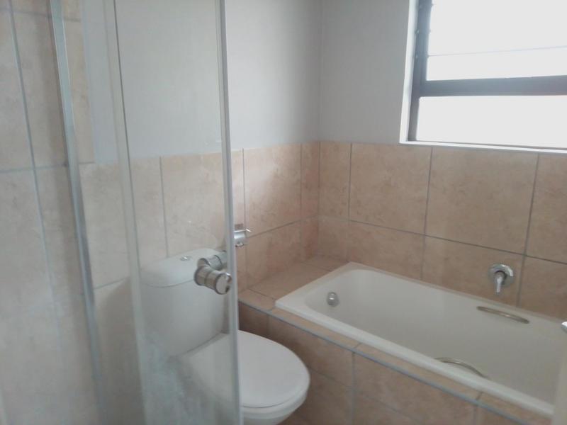 To Let 2 Bedroom Property for Rent in Strand Central Western Cape